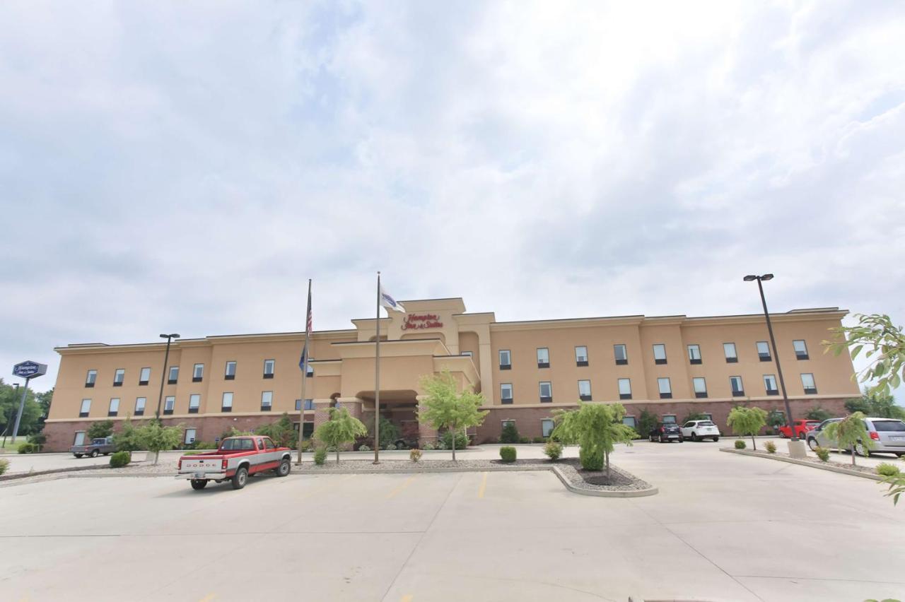 Hampton Inn&Suites Middlebury Exterior foto