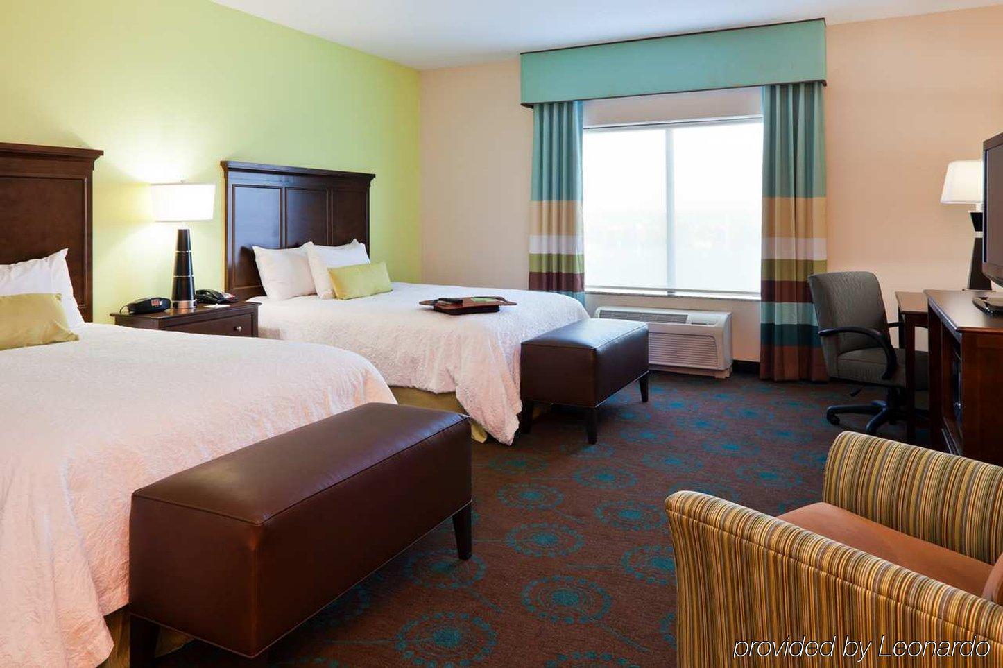 Hampton Inn&Suites Middlebury Zimmer foto
